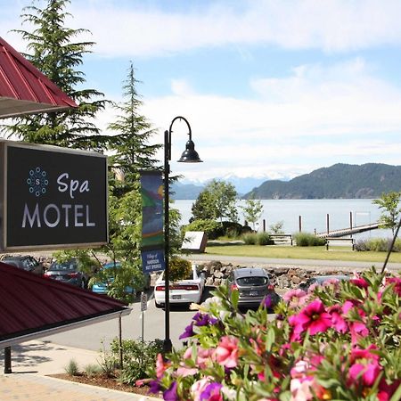 Harrison Spa Motel Harrison Hot Springs Esterno foto